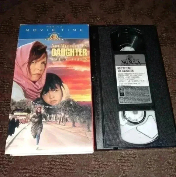 5/$25 Not Without My Daughter (VHS, 1991, Movie Time) - Picture 3 of 3